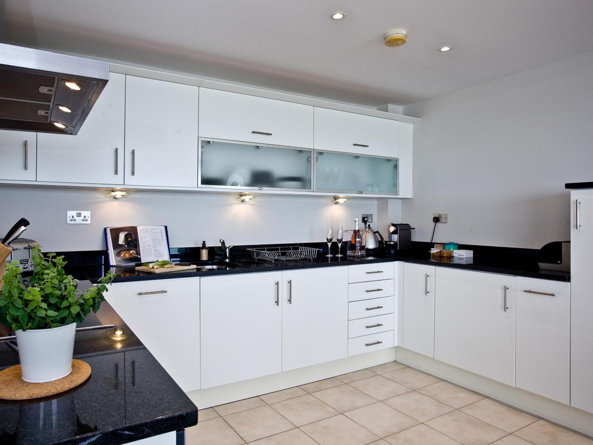 The Penthouse Bay View Appartement Westward Ho!  Buitenkant foto